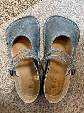 Everleigh Meadow Penny Janes| 8.5W